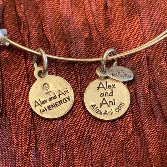 Two Alex & Ani silver Bangle bracelet Bracelets Energy Crystal and Starfish - Picture 3 of 10